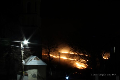 IMG_6655-800x600-500x334 В Старому Самборі невідомі особи запалили сухі трави на полях