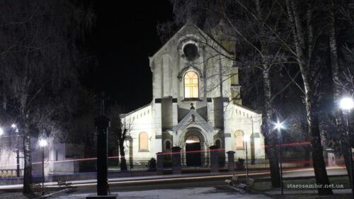 IMG_5162-800x600-Starosambirs-ki-visti-500x281 Зимова ніч у Старому Самборі (фото)