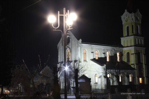 IMG_5211-800x600-Starosambirs-ki-visti-500x333 Зимова ніч у Старому Самборі (фото)
