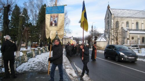 IMG_8776-800x600-1-500x281 У Старому Самборі відзначили день народження Степана Бандери (фото)
