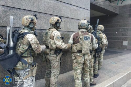 SBU-800x600-1-500x333 Як діяти, якщо вас захопили заручником: консультують фахівці УСБУ у Львівській області