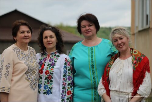 IMG_7126-800x600-Starosambirs-ki-visti-500x334 У Старому Самборі відбувся Всесвітній день вишиванки. Фотографії свята
