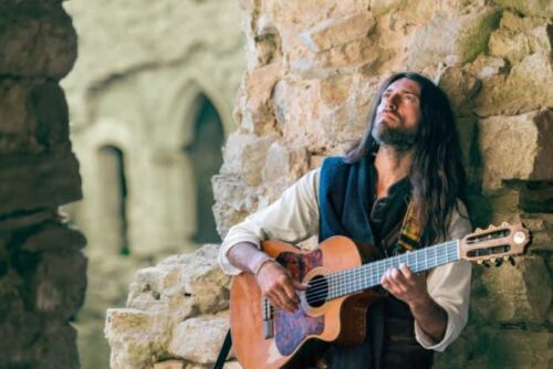 estas-tonne-3-500x334 Чарівна осінь в Карпатах. Музика Естасіо Тонне