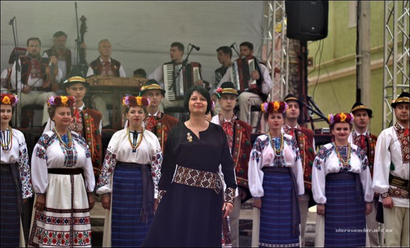IMG_6401-Starosambirski-visti-800x484 Ансамбль “Верховина” виступив у Старому Самборі
