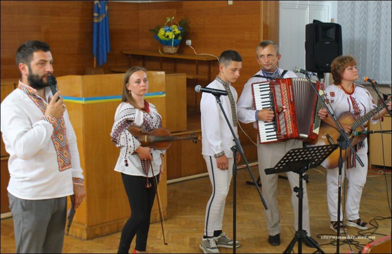 IMG_6680-Starosambirski-visti-800x520 Старосамбірська громада зустріла свята Незалежності