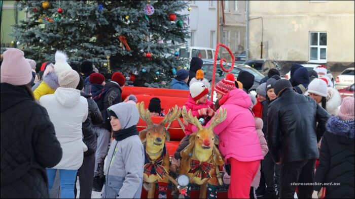 IMG_9041-Starosambirski-visti-700x394 Старий Самбір відвідав Святий Миколай!