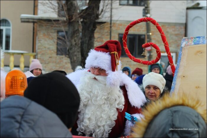 IMG_9091-Starosambirski-visti-700x467 Старий Самбір відвідав Святий Миколай!