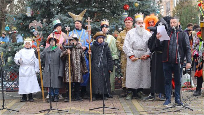 IMG_9388-Starosambirski-visti-700x394 Фестиваль вертепів “Коляда єднає нас” (фото+відео)