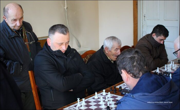 IMG_0160-Starosambirski-visti-700x429 Визначилися лідери шахового турніру у Старому Самборі