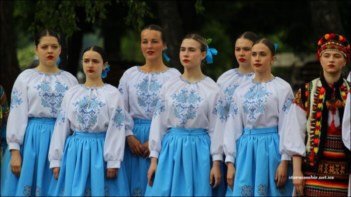 IMG_0699-Starosambirski-visti-700x394 Фестиваль хореографічного мистецтва "Ворота Карпат"