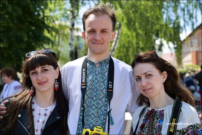 IMG_7129-Starosambirski-visti-700x467 День вишиванки у Старому Самборі