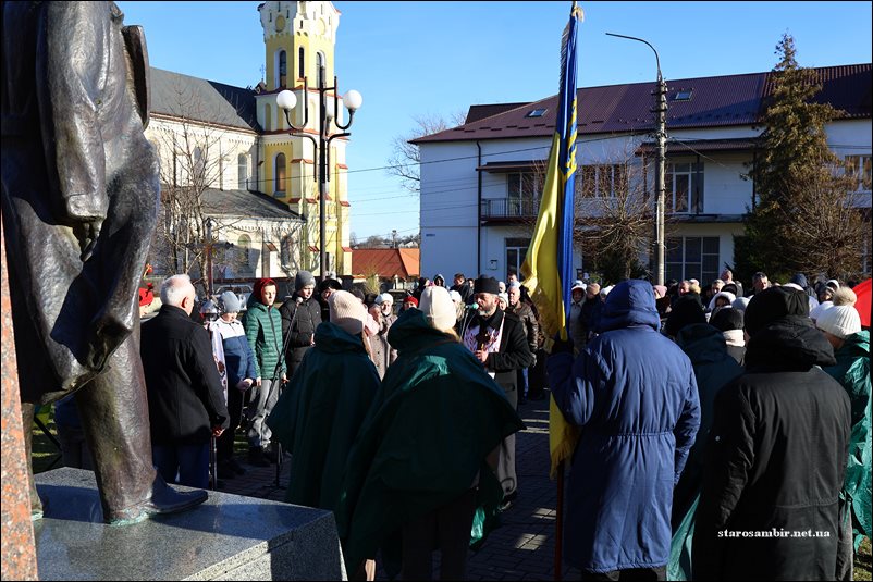 IMG_9681-Starosambirski-visti Відзначили 116 річницю від дня народження Степана Бандери