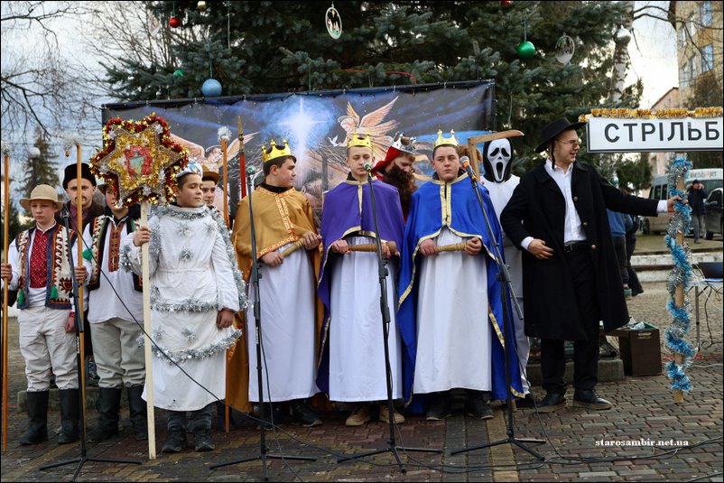 IMG_9775-Starosambirski-visti Фестиваль вертепів Коляда єднає нас