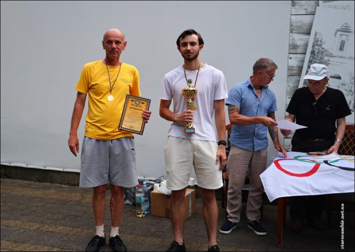 IMG_2407a-Starosambirski-visti-700x498 Яскравий шаховий турнір просто неба