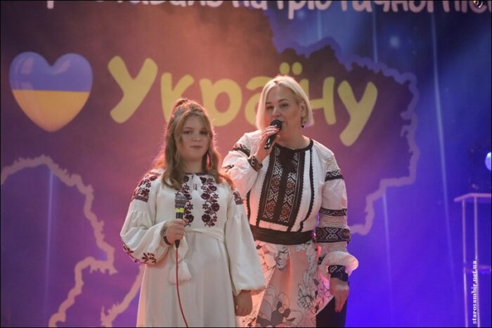 IMG_2922-Starosambirski-visti-700x467 У Старому Самборі відбувся фестиваль патріотичної пісні