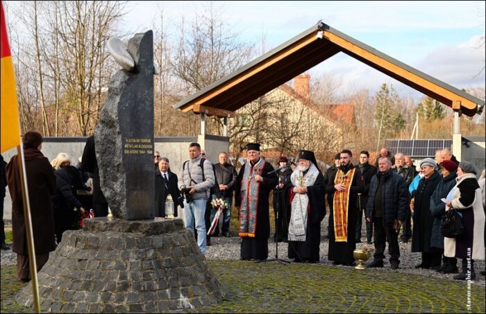 IMG_8536a-Starosambirski-visti-700x453 Вшанували жертв сталінських репресій