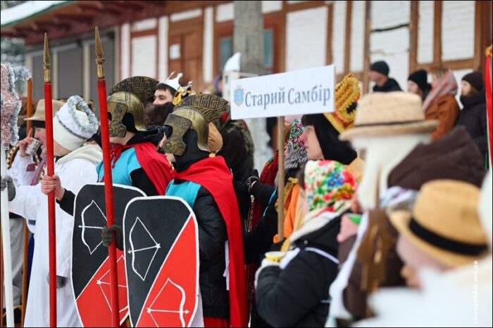 IMG_1221-Starosambirski-visti-700x467 Коляда єднає нас: відео фестивалю вертепів