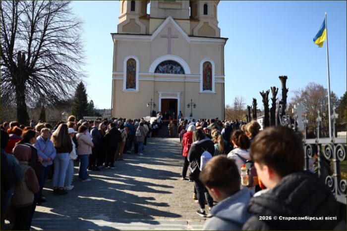 IMG_3386-starosambir.net_.ua_-700x467 Хресна дорога з полеглими Героями
