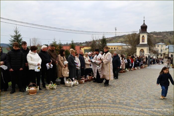 IMG_5034-starosambir.net_.ua_-700x467 У Старому Самборі парафіяни освятили великодні кошики