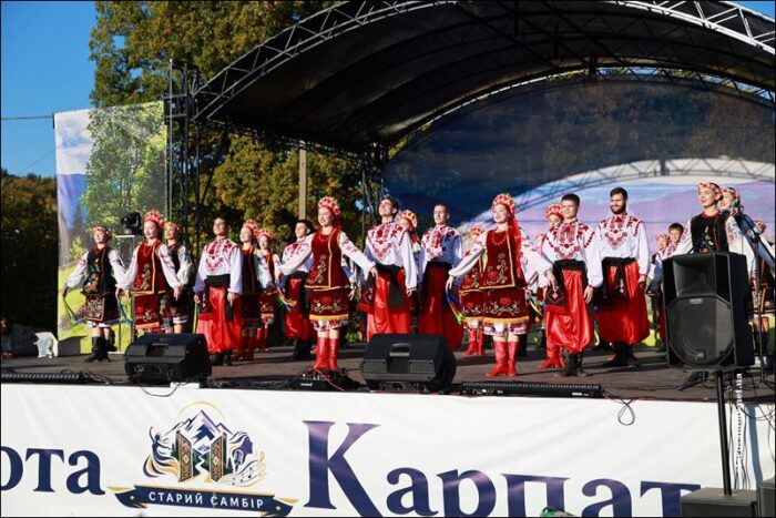 IMG_5260-Starosambirski-visti-700x467 «Ворота Карпат» відкрили Старосамбірщину для мистецтва