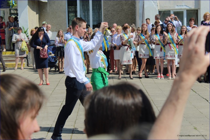 IMG_7431-Excursant-2016-800x534 Останній дзвінок в Старому Самборі (фото)